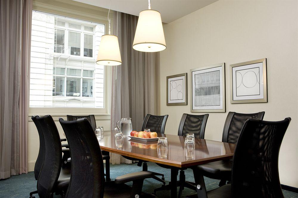 מלון Courtyard Seattle Downtown / Pioneer Square מראה חיצוני תמונה