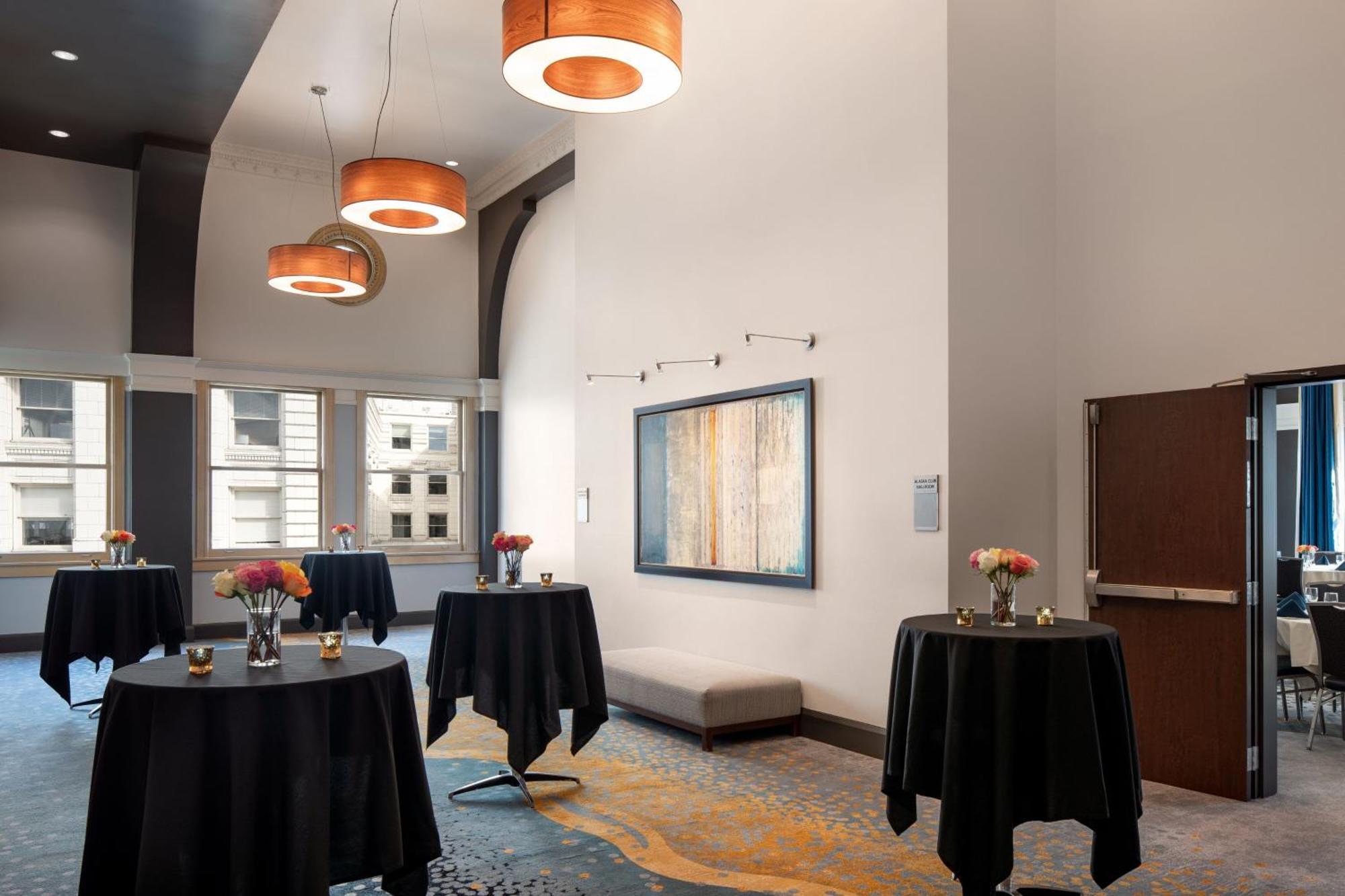 מלון Courtyard Seattle Downtown / Pioneer Square מראה חיצוני תמונה